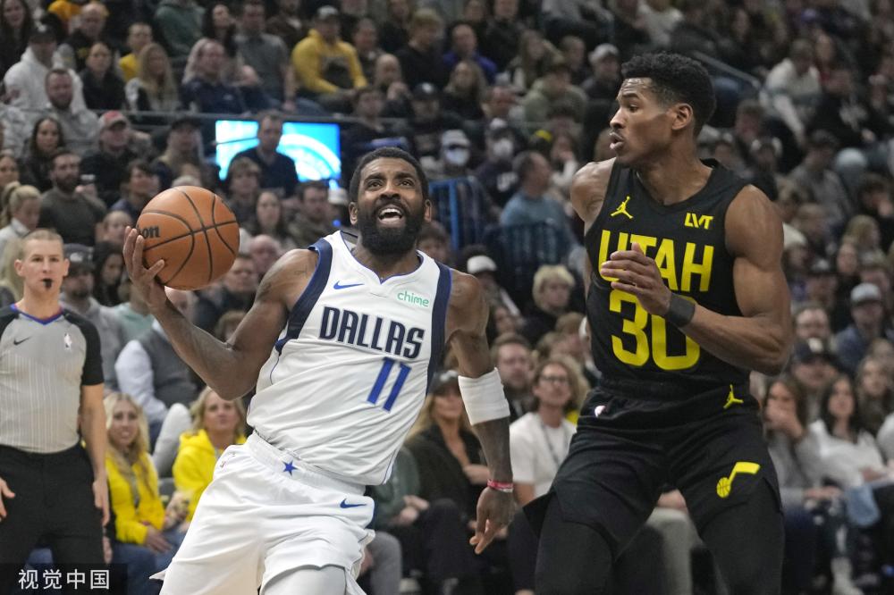 詹姆斯25+6+8+3，NBA历史第1人！三枪75分擒熊，湖人笑傲争四大战.