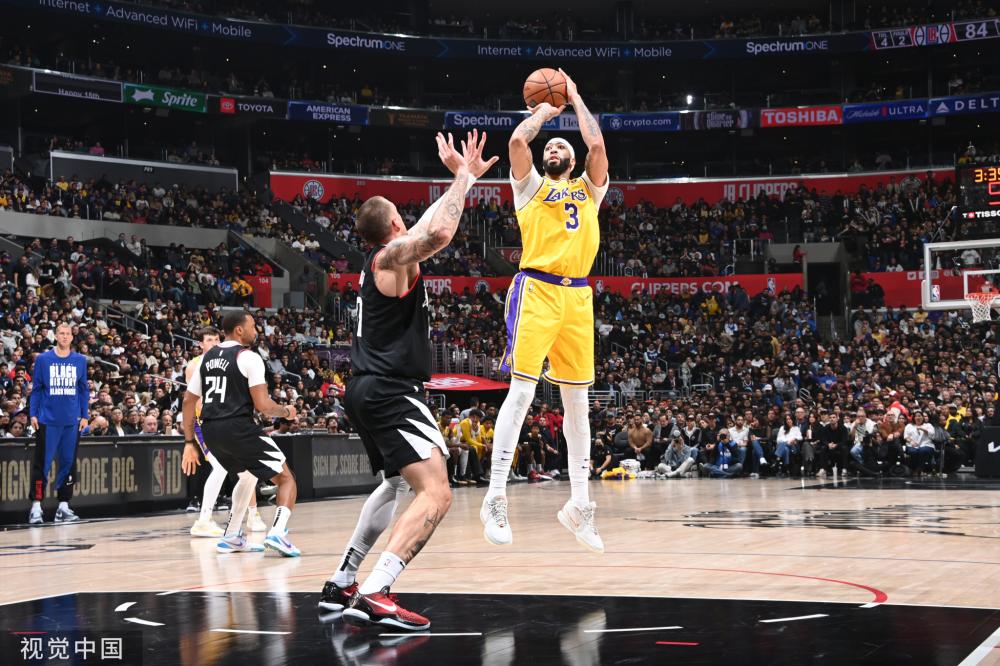 而這次薩拉 而這次薩拉